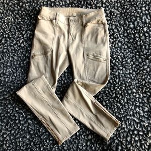 Chico’s The Skimmer skinny jeans size 00 = 2